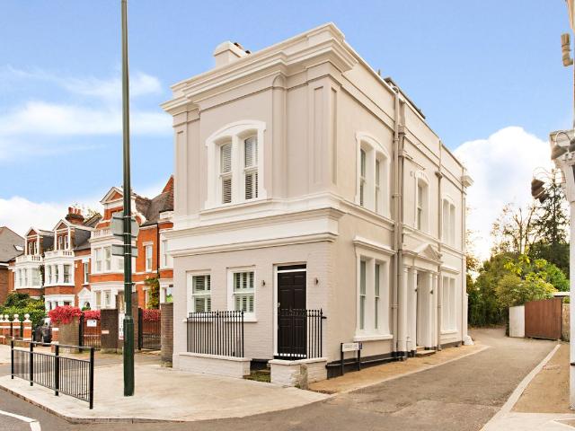 Friars Stile Road, Richmond TW10, 4 bed detached house to rent, £8,400 pcm | PrimeLocation