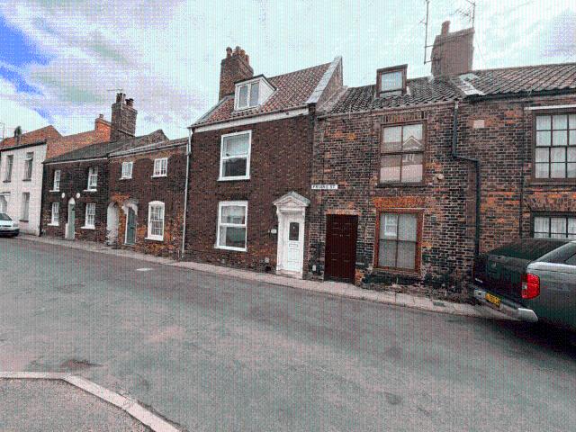 Friars Street, Kings Lynn, Norfolk. 3 bed terraced house to rent £950 pcm £219 pw