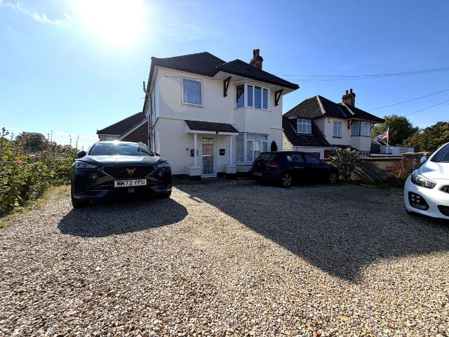 Friarscroft Lane, Wymondham NR18, 2 bed flat to rent, £950 pcm | PrimeLocation