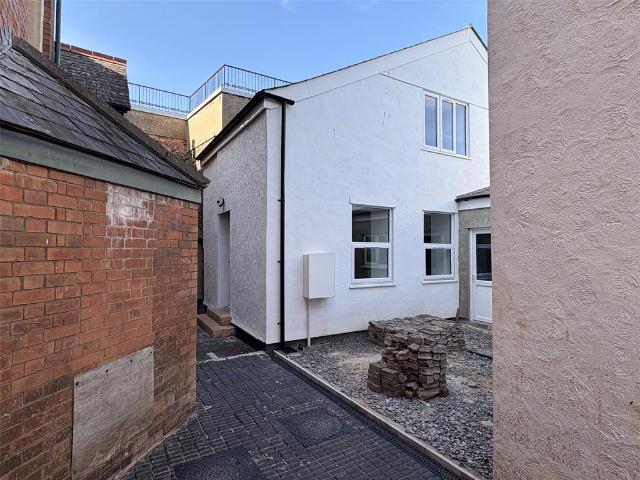 Friday Street, Minehead, Somerset, TA24 2 bed semi detached house to rent £950 pcm £219 pw