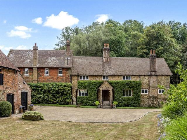 Friday Street, Abinger Common 7 bed equestrian property to rent £12,500 pcm £2,885 pw