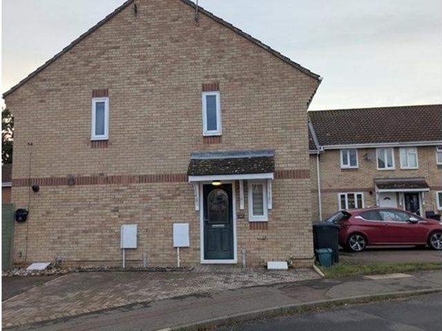 Friday Wood Green, Colchester CO2, 1 bed terraced house to rent, £1,050 pcm | PrimeLocation