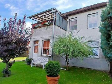 FRIEDERSDORF 1 2 Fam.Haus mit goßem Nebengebäude, Werkstatt, 2 Garagen
