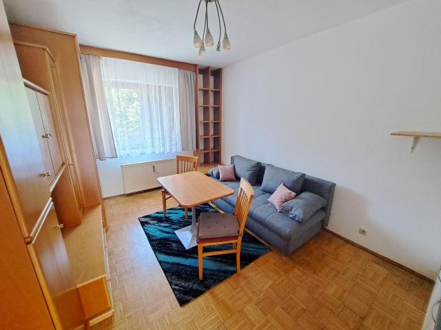 Friedhofgasse 23/4 Gepflegte möblierte Singlewohnung Nähe Hauptbahnhof