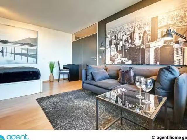 FRIENDLY RESIDENCE