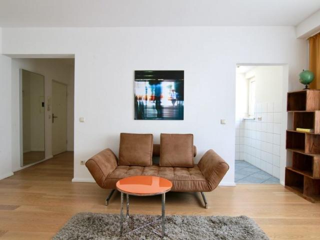 Friesenplatz: charmantes City Apartment