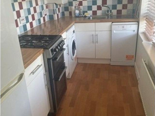 Friern Barnet Lane, London N11, 1 bed flat to rent, £1,365 pcm | PrimeLocation