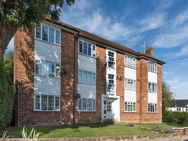 Friern Park, London N12, 1 bed flat to rent, £1,500 pcm | PrimeLocation