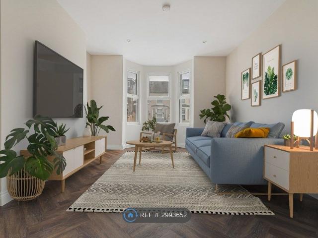 Friern Park, London N12, 2 bed maisonette to rent, £2,399 pcm | PrimeLocation