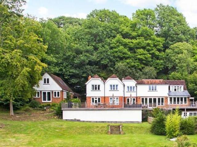 Friezley Lane, Cranbrook, 5 Bedroom Detached