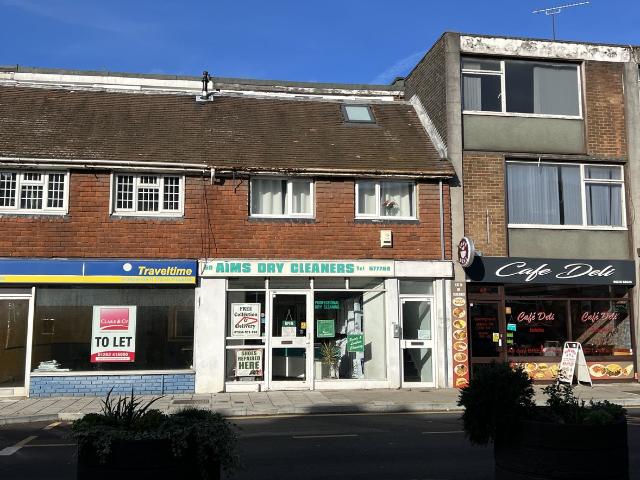 Frimley High Street, Frimley, Camberley, Surrey GU16, 1 bed flat to rent, £1,100 pcm | PrimeLocation