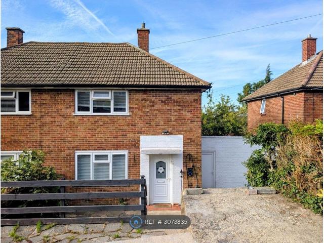 Frimley Close, Croydon CR0, 2 bed semi detached house to rent, £2,000 pcm | PrimeLocation