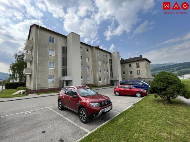 Frisch aufbereitete 3 Zimmer Wohnung mit Balkon in Kirchdorf an der Krems – ländliche Wohlfühlumgebung inmitten der wunderbaren Pyhrn Priel Bergwelt – AB SOFORT!