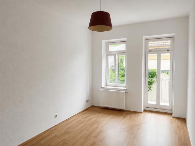 frisch geweißt und sofort bezugsfrei: Ihre neue Bleibe in Schleußig!