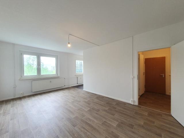 „Frisch gestrichen, frisch verliebt – dein neues 1 Zimmer Zuhause ab 01.06.2026!“