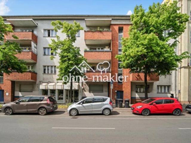 Frisch komplett renovierte Wohnung, voll ausgestattet mit hochwertigen Maßmöbeln Provisionfrei