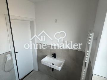 Frisch kernsanierte 2 Zimmer Wohnung mit Balkon in Nürnberg – Erstbezug nach Sanierung