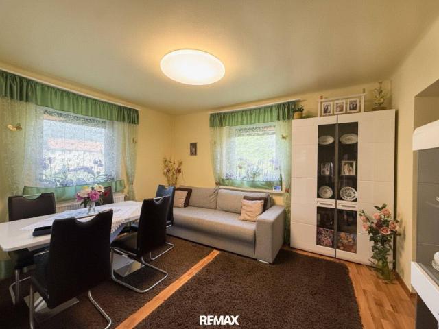Frisch renoviert! Helle 3 Zimmer Wohnung mit neuem Bad, neuer Elektrik, moderner Küche & Grünblick in Kapfenberg
