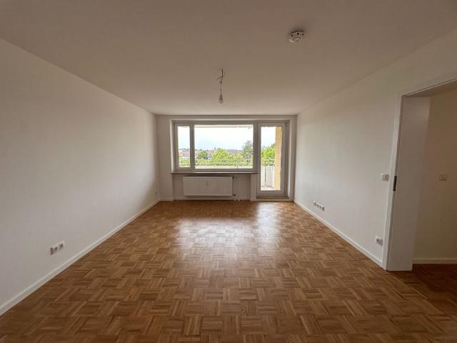 Frisch modernisierte 2 Zimmer Wohnung mit Balkon in Röthenbach