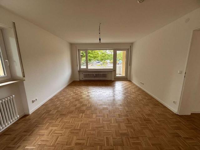 Frisch modernisierte 3 Zimmer Wohnung mit Balkon in Röthenbach