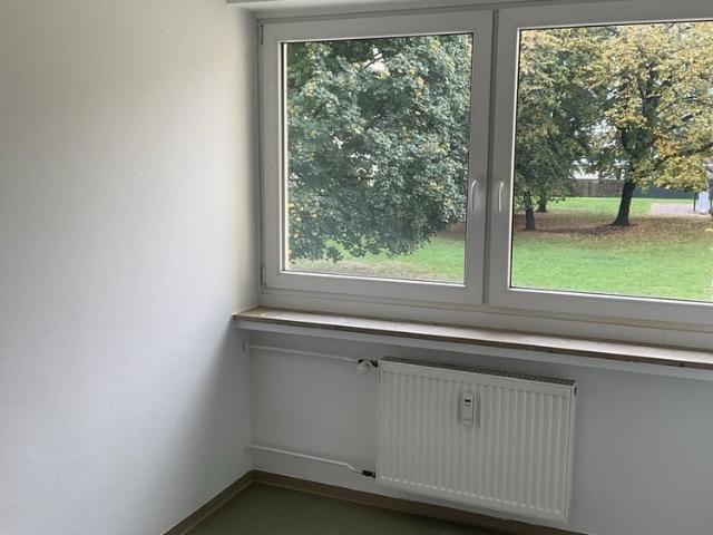 Frisch saniert! 2 Zimmer Wohnung mit Balkon