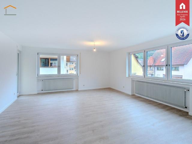 Frisch saniert: 3 Zimmer Wohnung mit Balkon in Nusplingen!