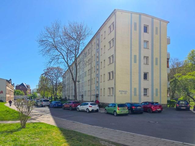 Frisch saniert zum 01.10. – kurze Wege, beste Lage, hoher Wohnkomfort