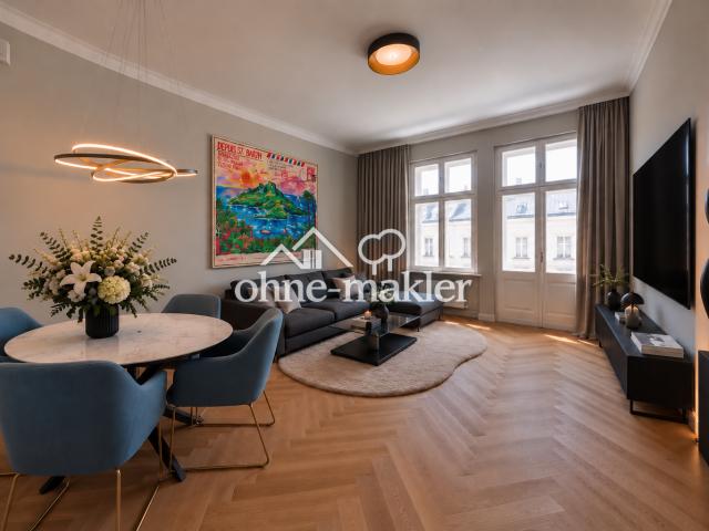 Frisch saniert. Bezugs und provisionsfrei. Luxus im Altbau mitten in der Stadt