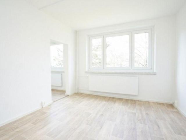 Frisch saniert / Große Küche / 2 Bäder