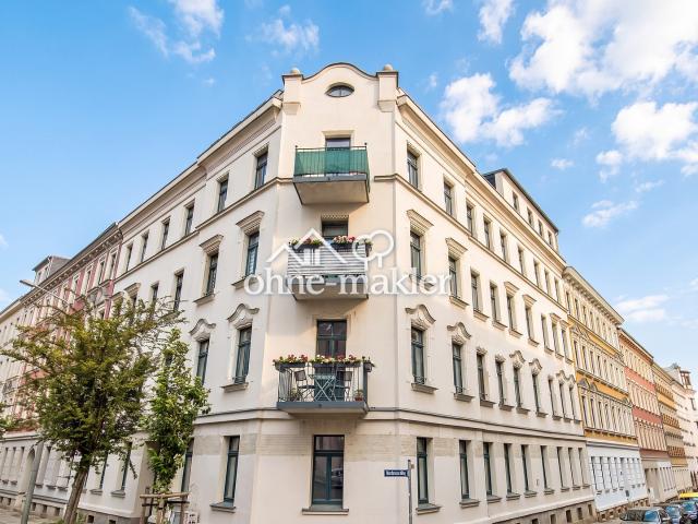 Frisch saniert in Stötteritz: 2 Zimmer mit großzügiger Wohnküche & Balkon ins Grüne