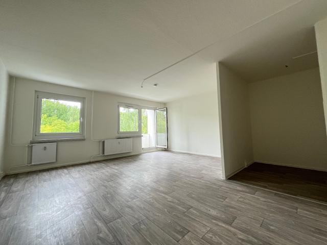 Frisch saniert mit Balkon – Ihr neues Zuhause wartet