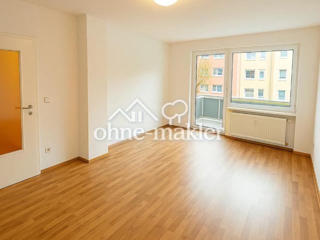Frisch sanierte 3 ZKB Wohnung mit Balkon – zentral in Kaisersesch