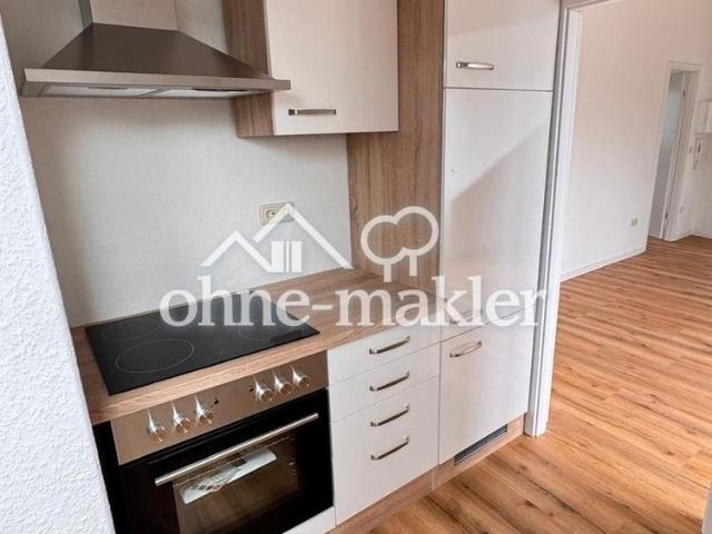 Frisch sanierte 3 Zimmer Dachgeschosswohnung