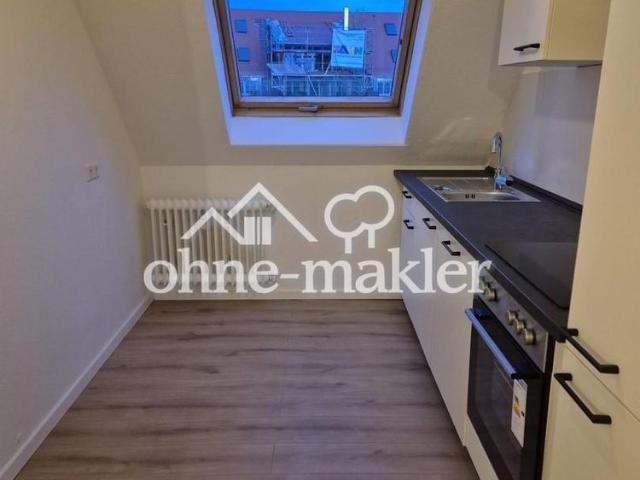 Frisch sanierte 3 Zimmer Maisonette mit 2 Bädern & großem Balkon – 79 qm – Bezugsfrei ab 01.07