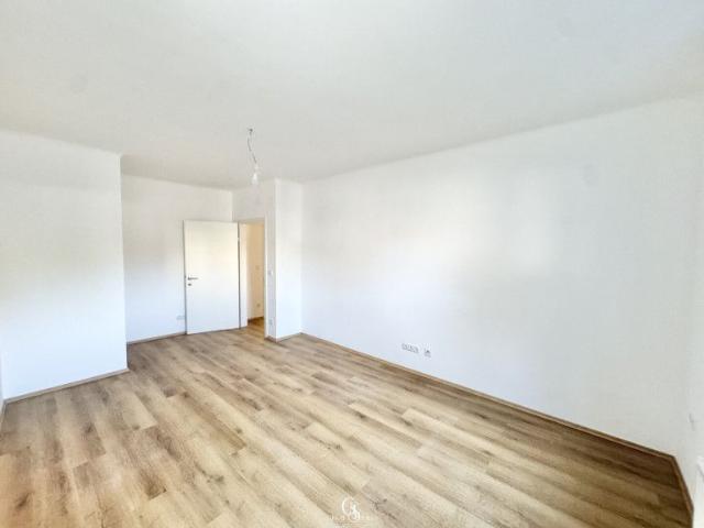 Frisch sanierte 3 Zimmer Wohnung mit Westbalkon