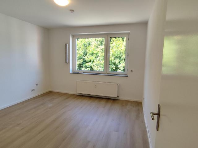 Frisch sanierte 110 qm Wohnung mit 4,5 Zimmern