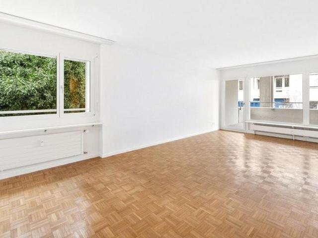 Frisch sanierte 2 Zimmerwohnung an ruhiger Lage in Riehen