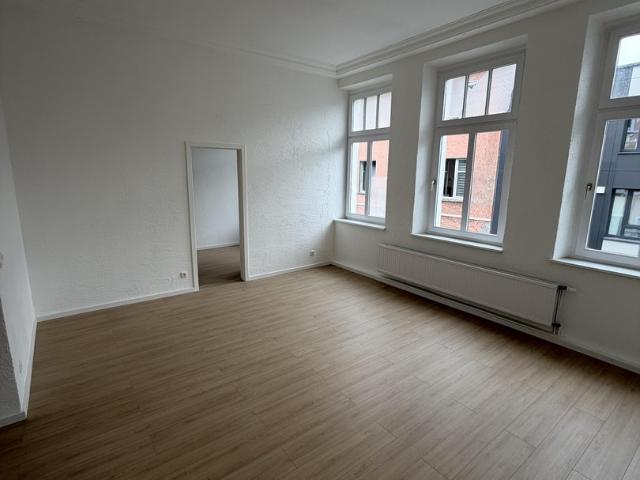Frisch sanierte 2 Zimmer Altbauwohnung