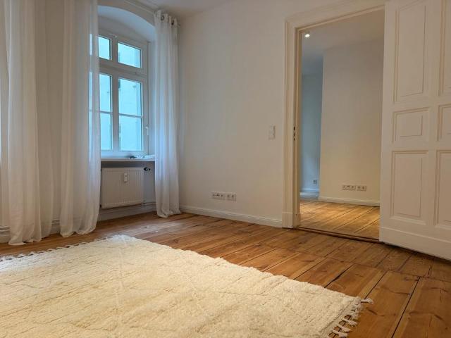 Frisch sanierte 2 Zimmer Wohnung in Berlin Mitte