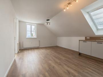 Frisch sanierte 2 Zimmer Wohnung mit neuer Küche, Parkplatz und Kellerabteil in Sankt Lorenzen im Mürztal