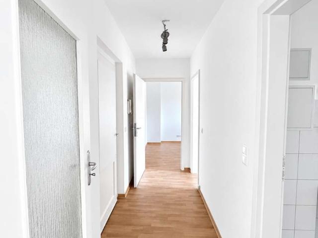 Frisch sanierte 2 Raum Wohnung