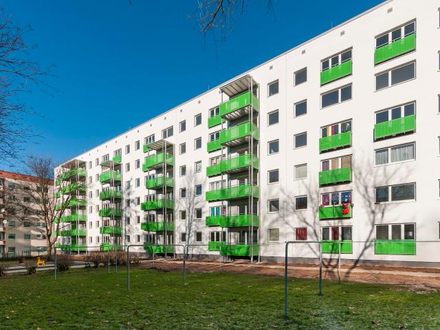 Exklusiver Einzugsbonus: mietfreie Zeit oder Gutschein sichern!*: Erstbezug nach Sanierung