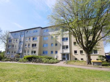 Frisch sanierte 4 Zimmer Wohnung