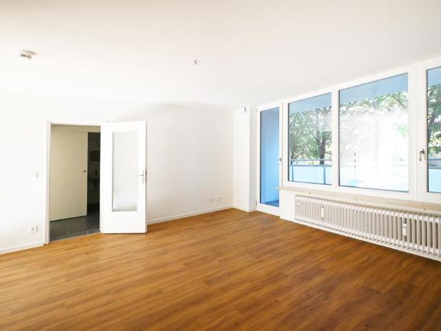 Frisch sanierte 4 Zimmer Wohnung im familienfreundlichen Taufkirchen