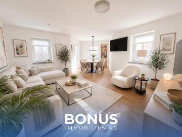 Frisch sanierte 4 Zimmer Wohnung mit Lichterker, viel Platz & optionalem Stellplatz in DD Omsewitz