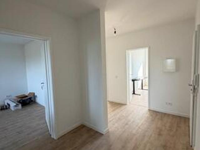 Frisch sanierte 4 Zimmer WG am Niddapark | Modern möbliert