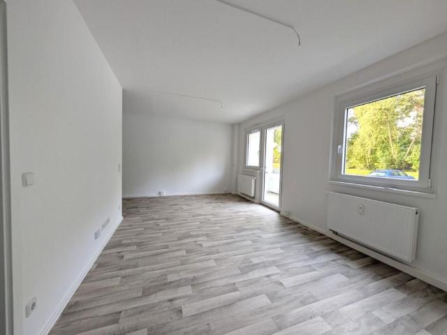 Frisch sanierte 4 R Wohnung mit Balkon in Zentrumsnähe
