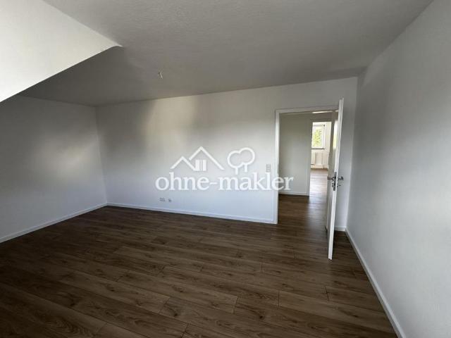 Frisch sanierte DG Wohnung an der Weser