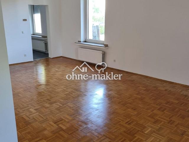 FRISCH sanierte, ebenerdige und freundliche 3 Zimmer Wohnung großem Garten in Recklinghausen Süd