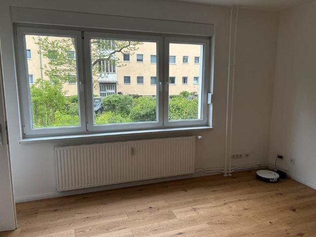Frisch sanierte, möblierte 1 Zimmer Wohnung in Reinickendorf